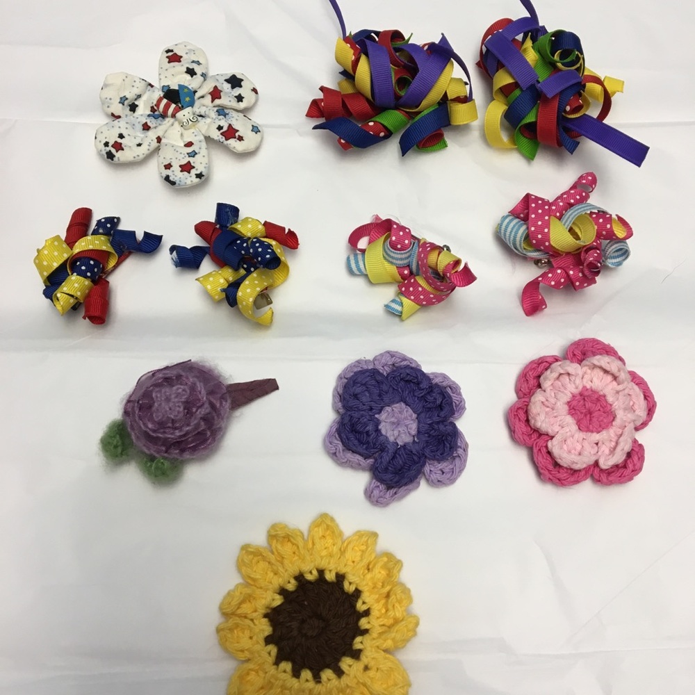 Lot 11 GIRLS Big Ribbon & Flower Barretts & Clips